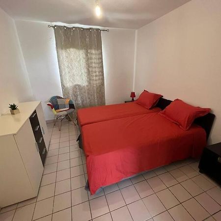 Appartement F4 Petit Bourg Ngoại thất bức ảnh
