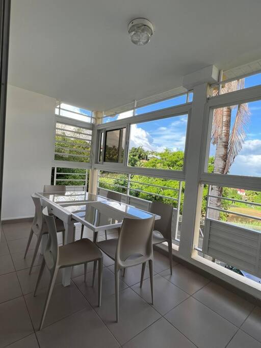 Appartement F4 Petit Bourg Ngoại thất bức ảnh